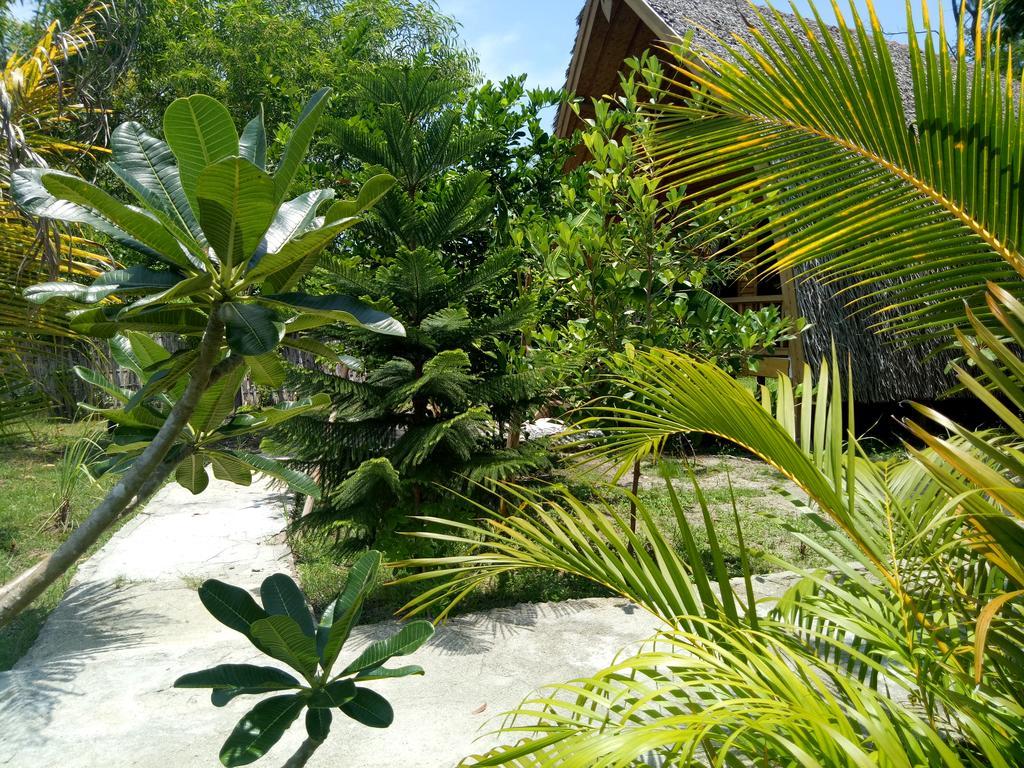 Rose Bungalow Hotel Pemenang Exterior foto