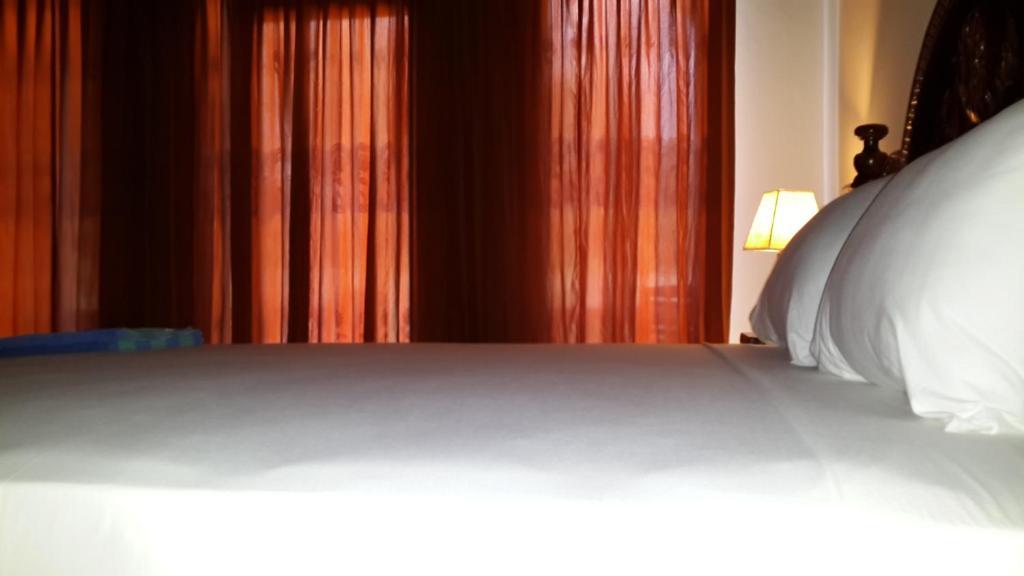 Rose Bungalow Hotel Pemenang Exterior foto